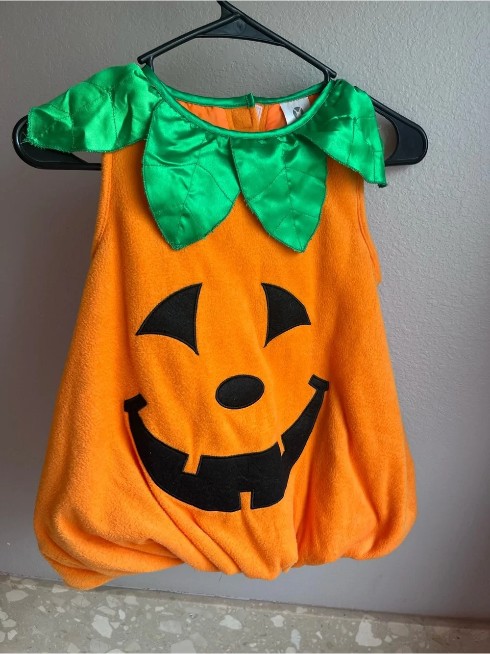 Classic Orange Pumpkin Costume with Green Leaf Collar - Toddler / Kids